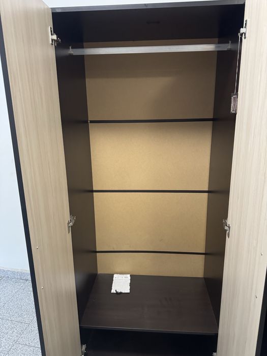 Гардероб с размери 182/117/50см