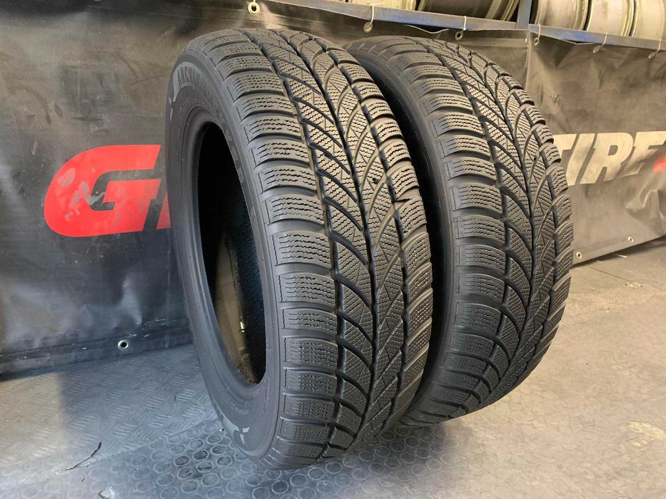 205 60 16, Зимни гуми, Maxxis ArcticTrekker, 2 броя