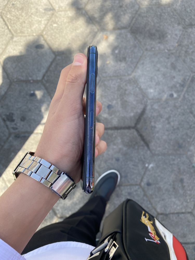 iphone 11 pro srochni