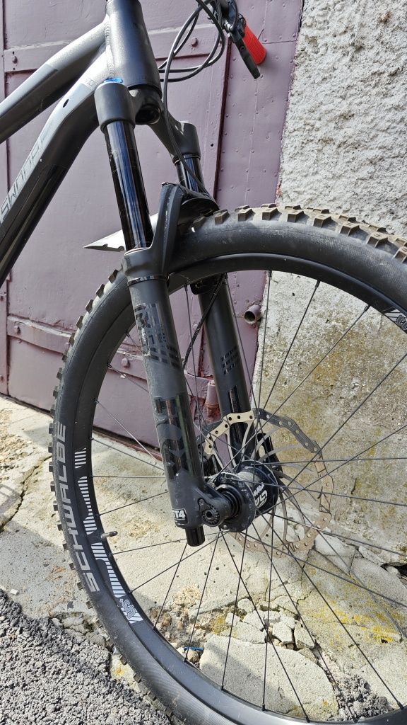 Vând bicicletă Swoop Radon 170
