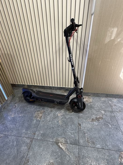 Fane Amanet: Trotineta Electrica Segway eKickScooter Ninebot MAX G3 E