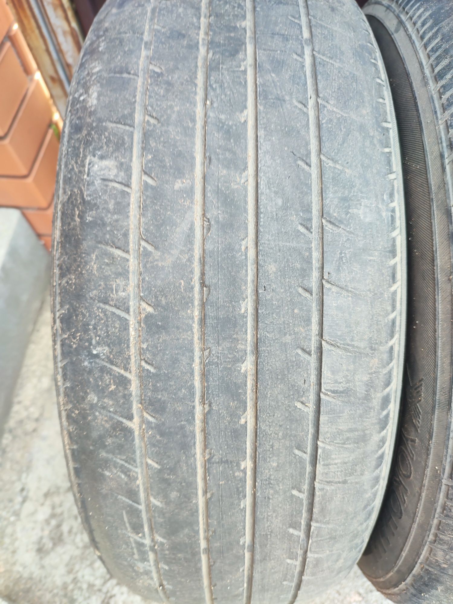 Шины 215/60/R16 две шт