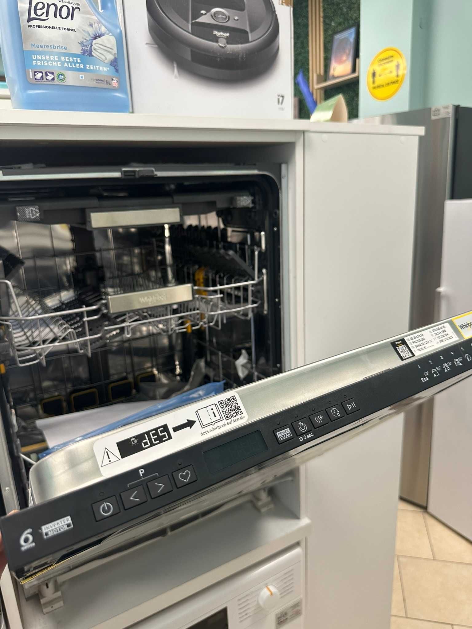 Съдомиялна машина Whirlpool W7IHP40L 15/ 10 програми 3-то отделение