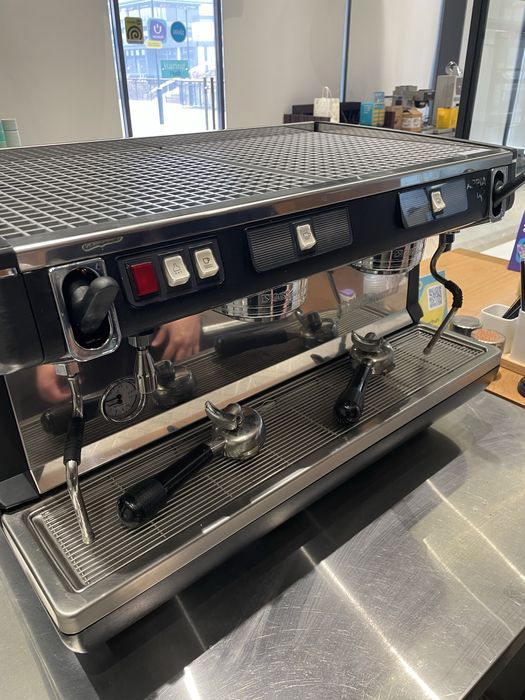 кофе машинка simonelli