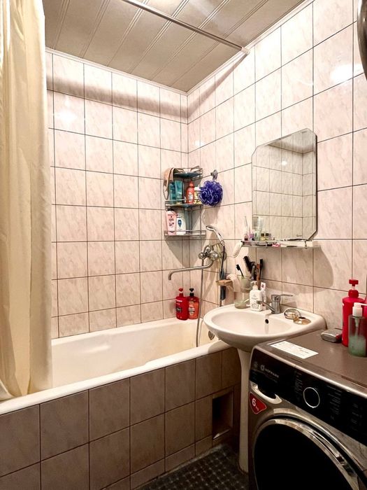 Продается Банковская квартира Чиланзар Ц квартал