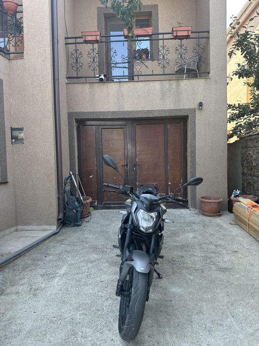 Vand motocicleta Benelli Bn 125