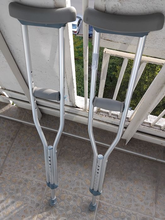 Детски алуминиеви патерици