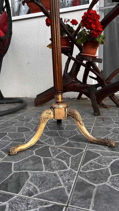 Cuier din bronz masiv