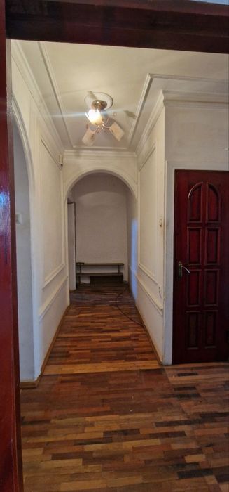 Юнусобод-3 Универсам базар и Метро 4 комнатная квартира