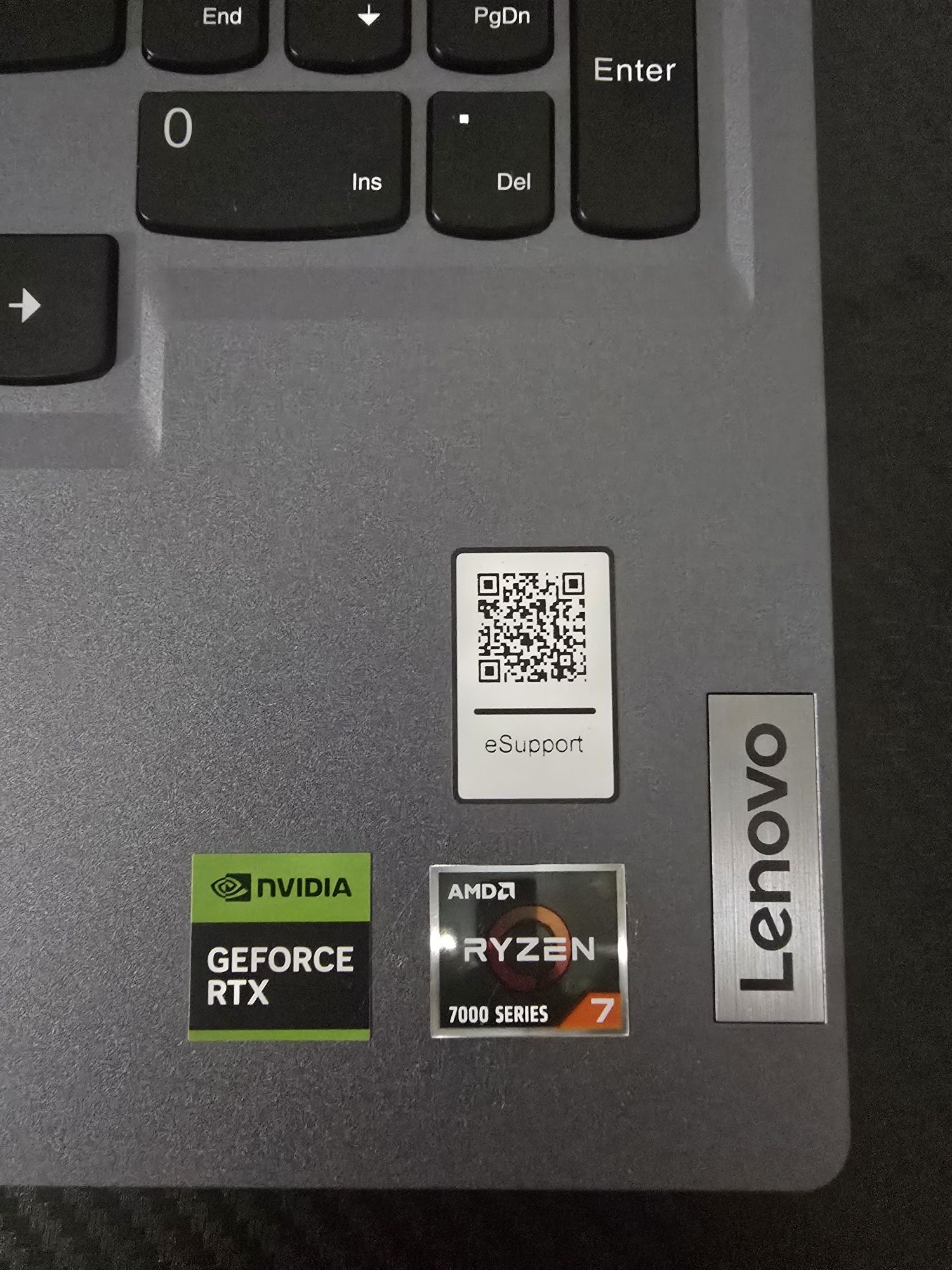Продавам Laptop Lenovo LOQ 15ARP9