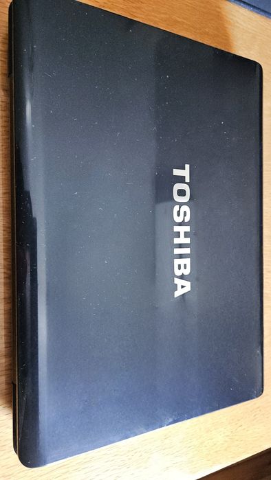 3 бр. Лаптопи - 2 бр. HP Pavilion dv7 и 1бр. Toshiba Satelite A210-14T