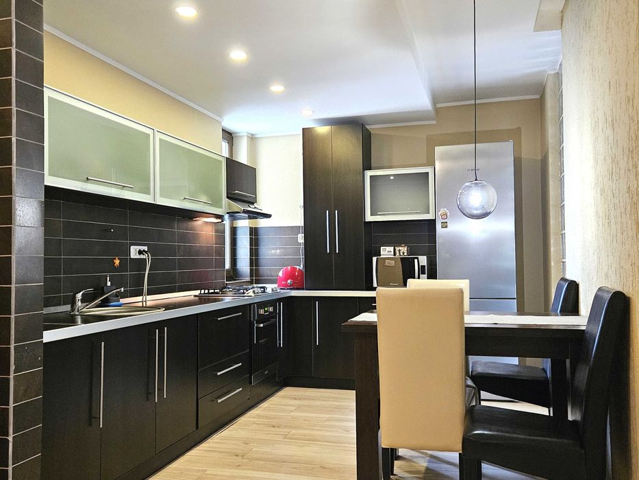 Apartament 2 camere, mobilat, bloc constructie noua. zona Aradul Nou