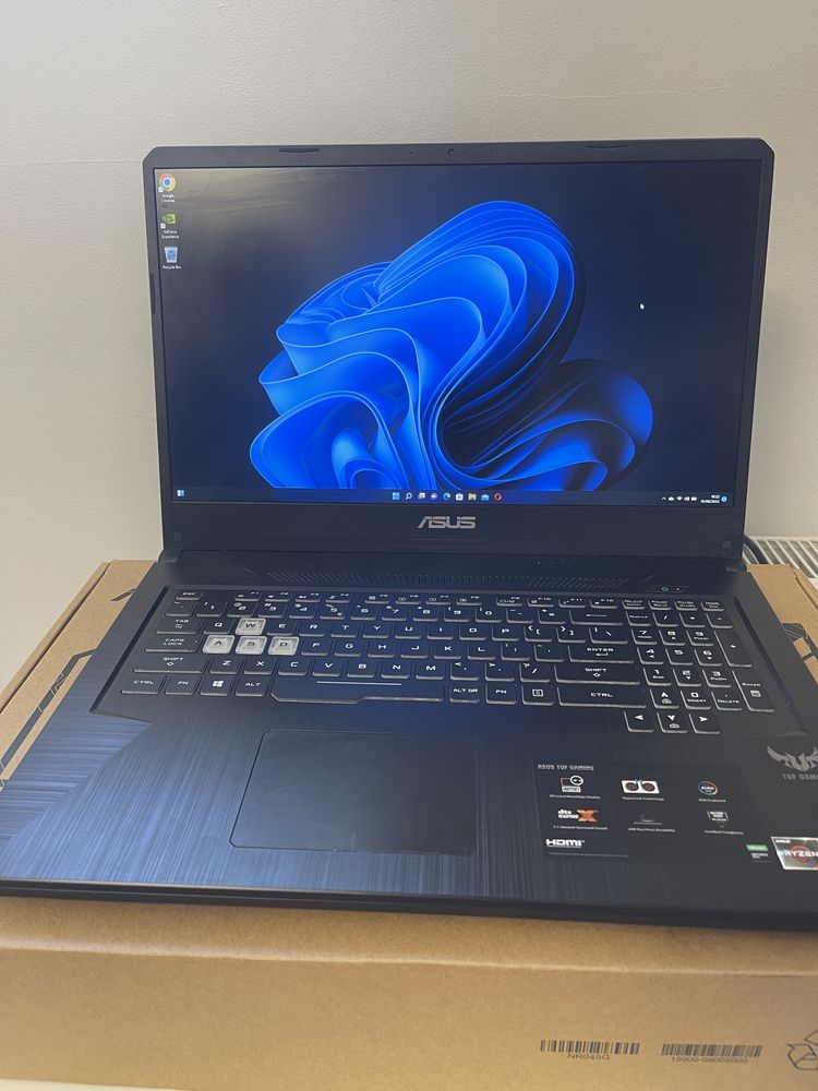 Laptop Asus Tuf FX705DT