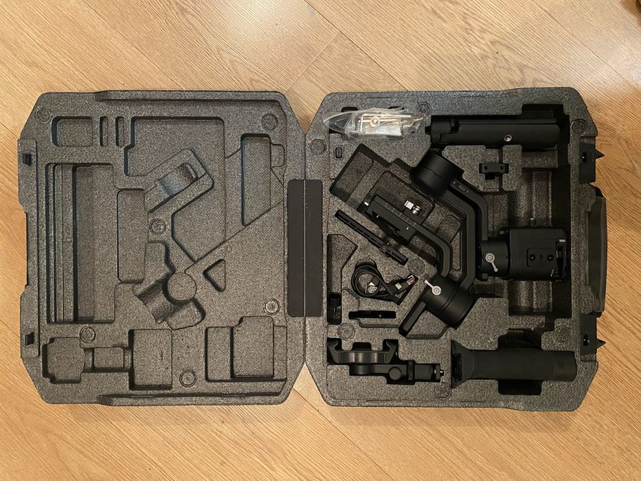 Электронный стабилизатор DJI Ronin SC