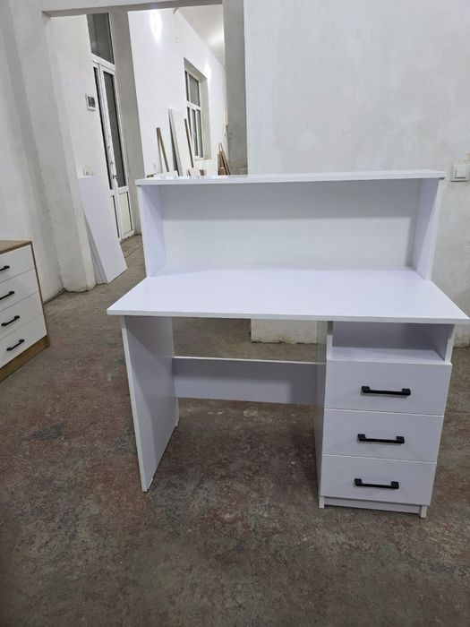 Парта Болалар учун дарс столи арзон нархларда