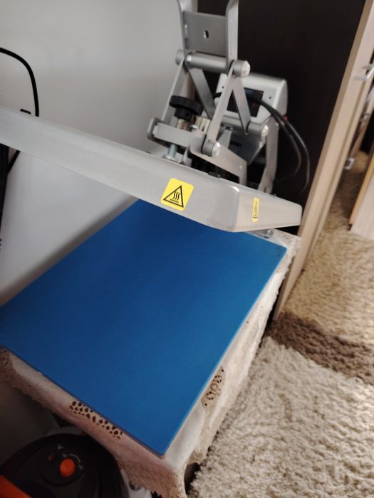 Se vinde  urmatorele detali la numarul de telefon 0spate86trei97trei97