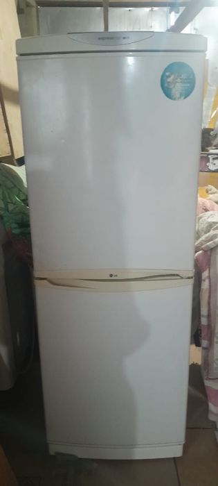 Холодильник сатылады жасап турган