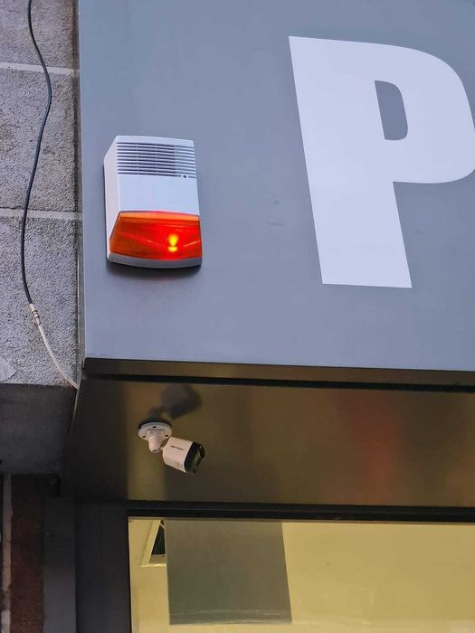 Sistem de alarma