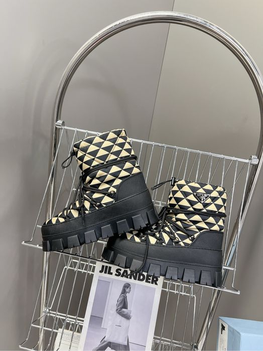 Cizme Prada , calitate premium , pe comanda , noi , 36