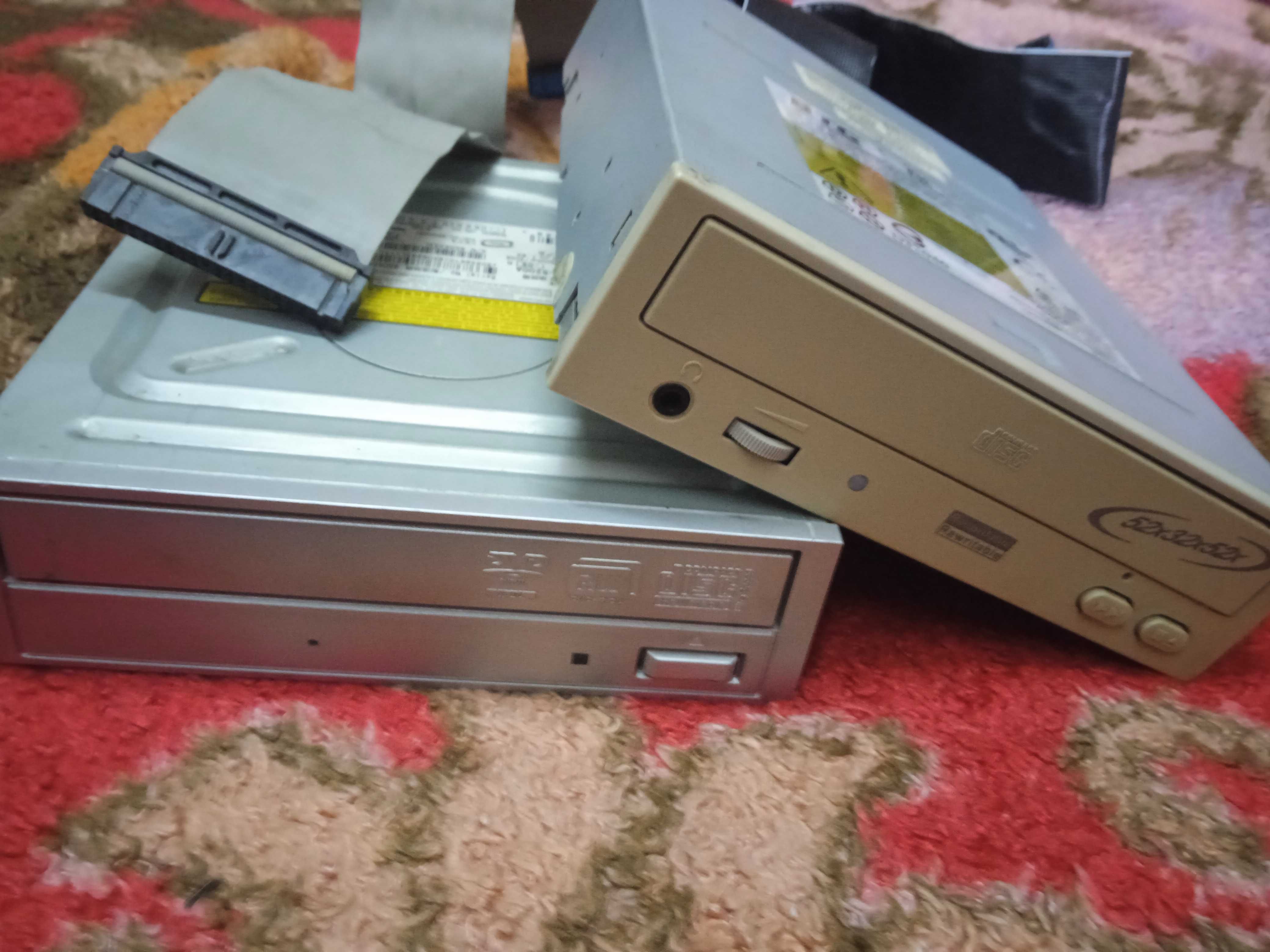 DVD привод - 2 шт