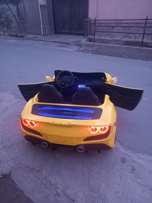 Bolalar katta moshinasi sotiladi