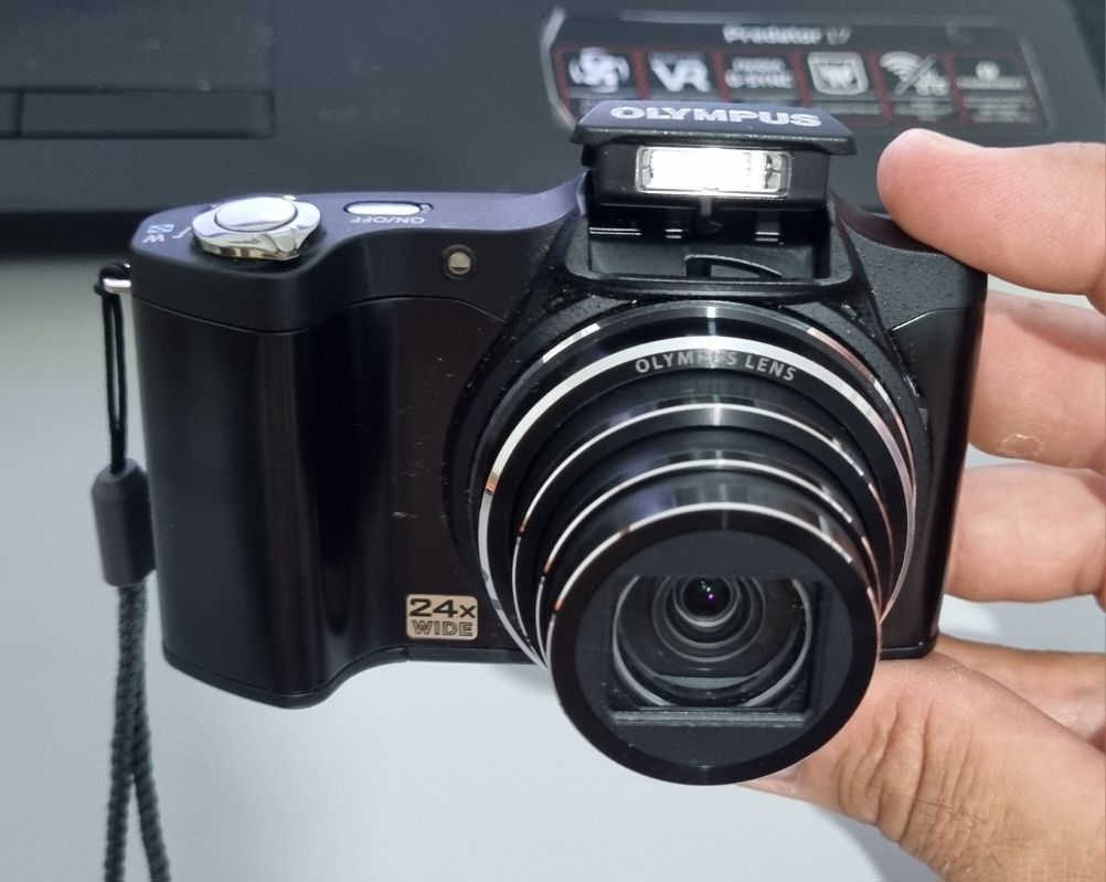 Olympus SZ-14 digital super zoom camera