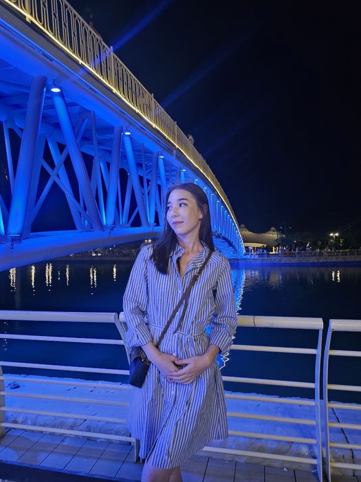 Женское платье в голубую и белую полоску