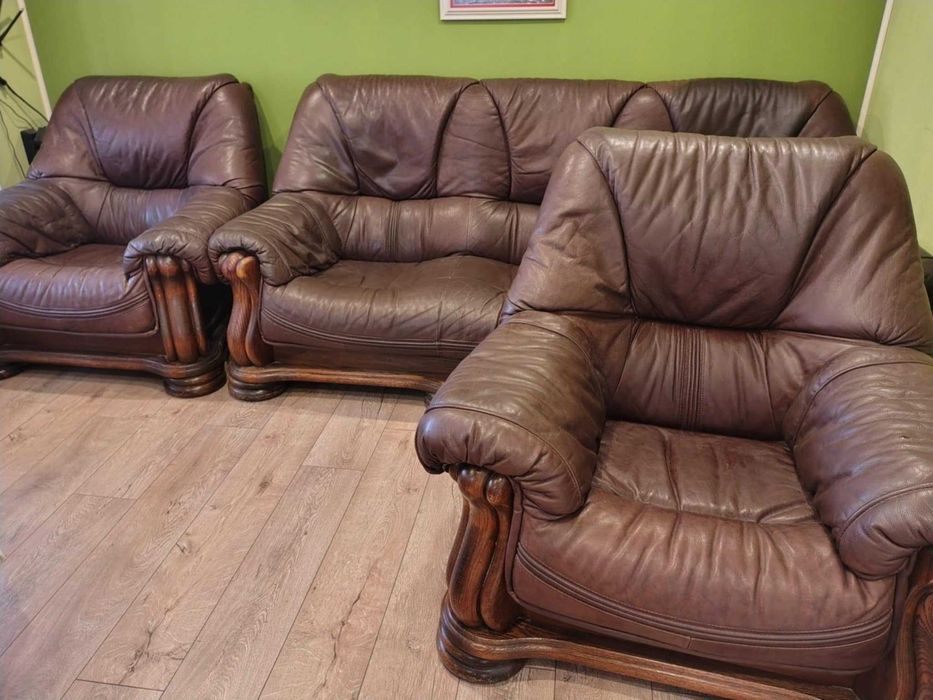 Гарнитура дъб,резбована масив, телешки бокс