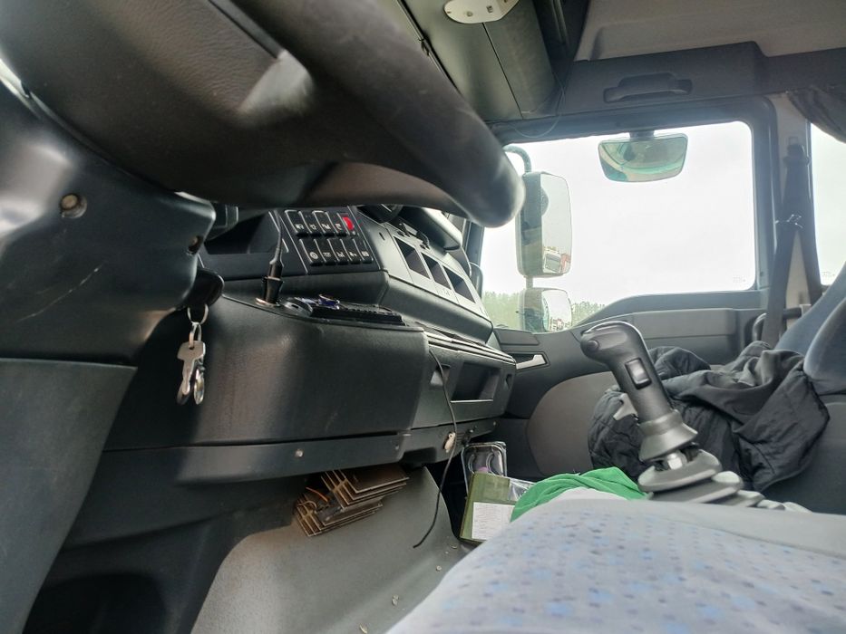 Vând macara forestieraRAR FACUT MAN TGA 480