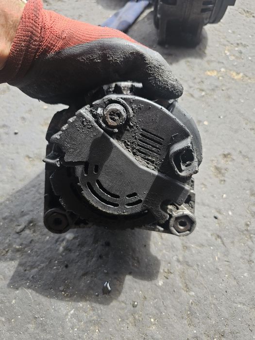 Alternator Opel Movano 2.0 2008