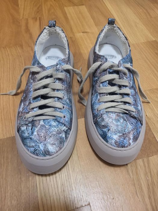 Нови маратонки Gabina