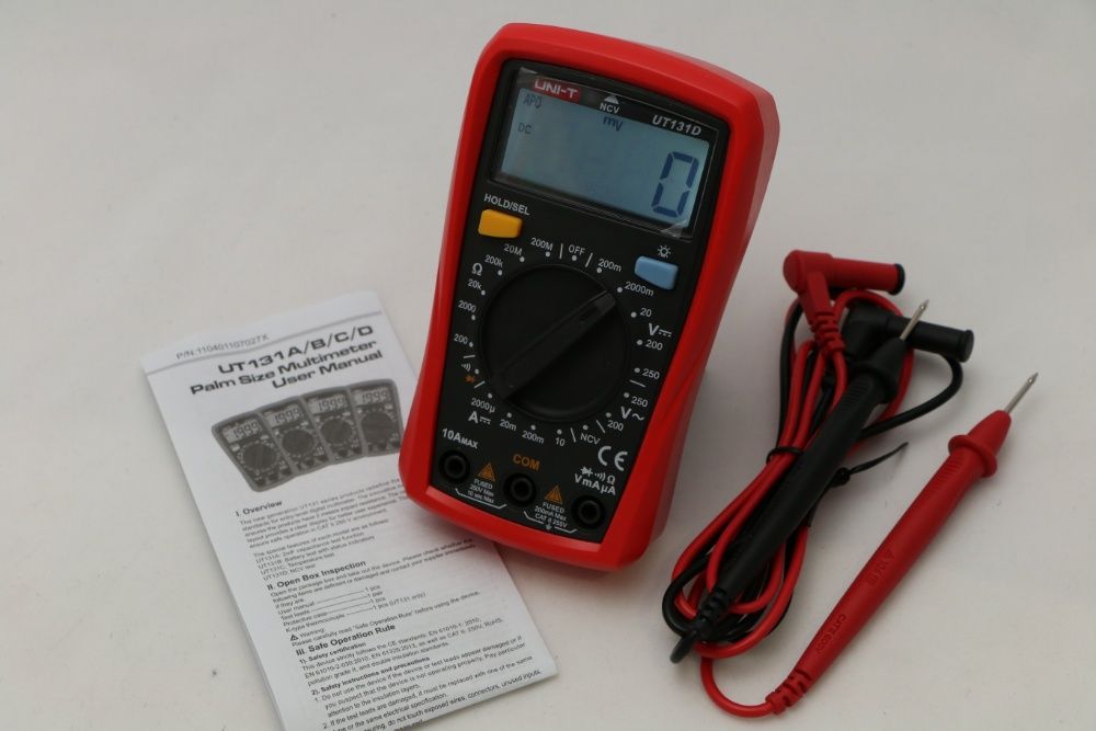 удароустойчив мултицет UNI-T, UT131D, Германия