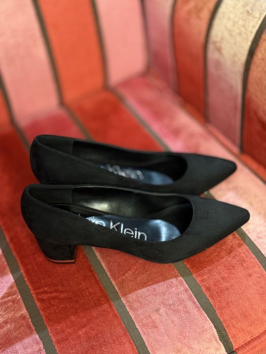 Маркови обувки и маратонки различни размери