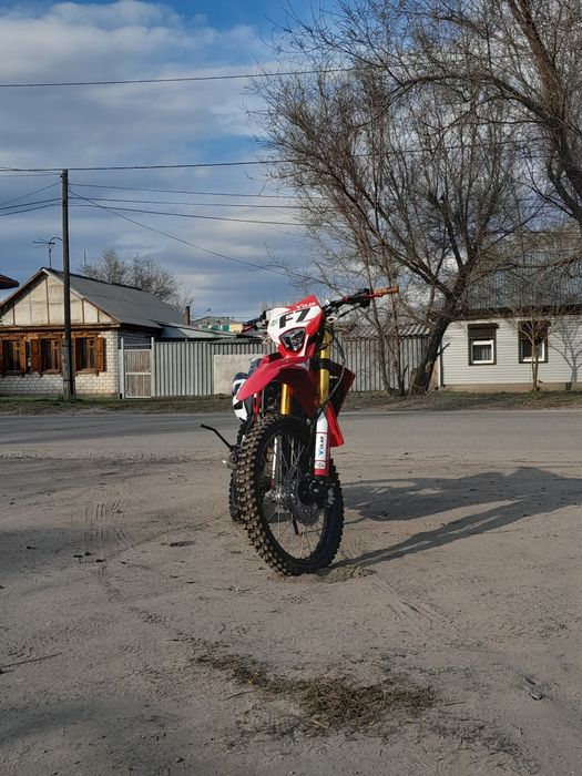 Мотоцикл ULAR F7