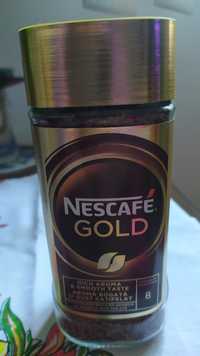 Schimb un borcan sigilat de nescafe gold cu 1 pachet de cafea măcinată