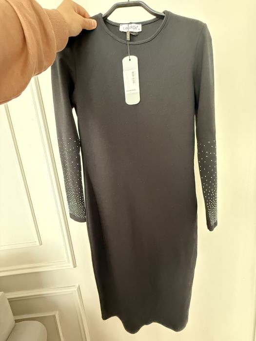 Платье базовое/вечернее  S\M  2 в одном,силуэтное бомбовое Люкс .