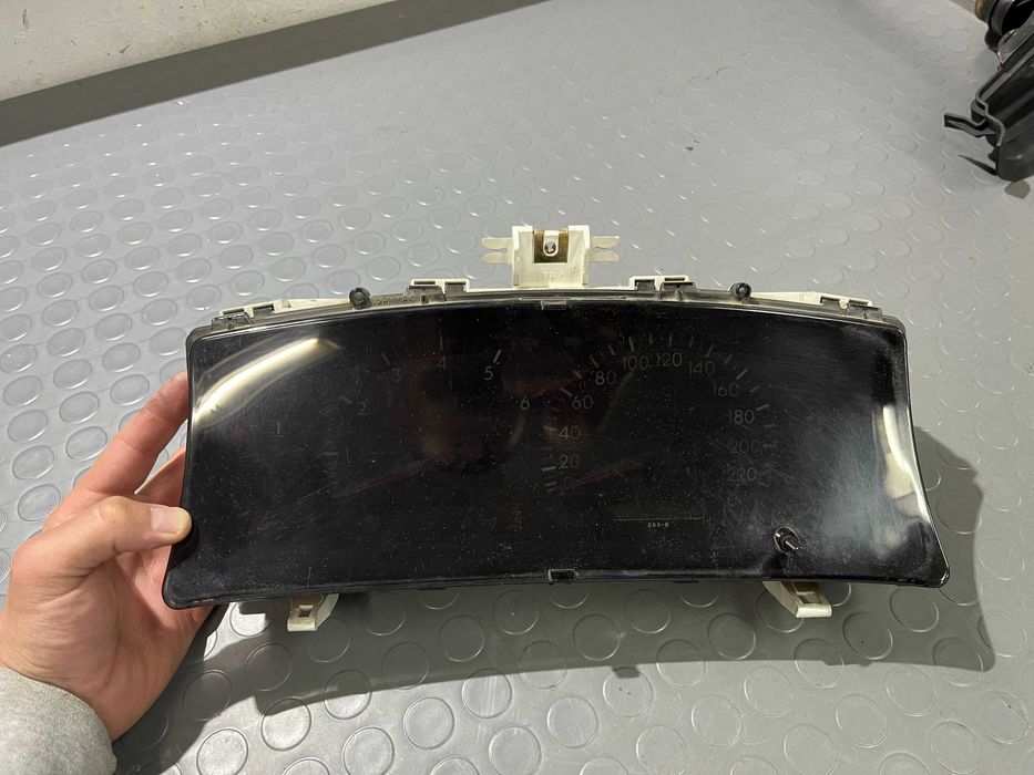 Километраж за Toyota Corolla Verso 2.0 D-4D 2003 г.