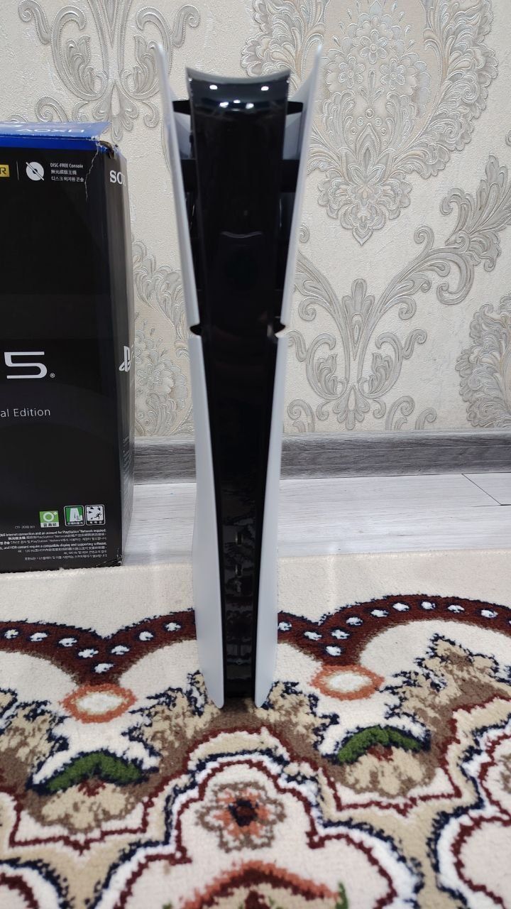 playstation 5 slim 1 Tb 2 джойстик охлаждения бонус и игры есть