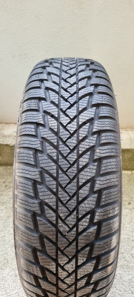 205 / 65 / 16 нови Petlas DOT 23