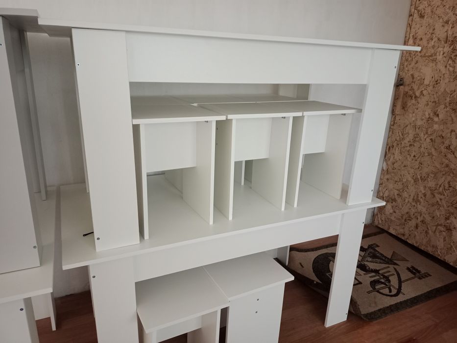 Столы кухонные новые