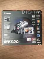 Видеокамера Canon MVX20i с чанта