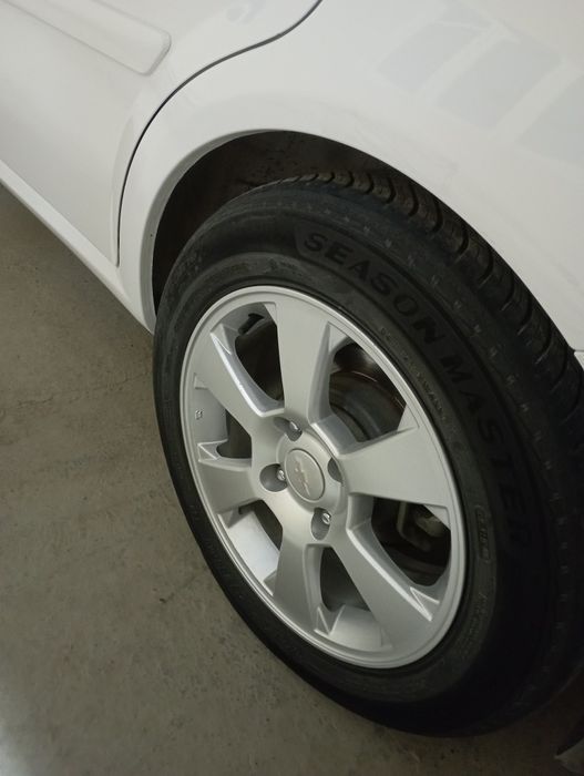 Jentra 16 saka diska balon