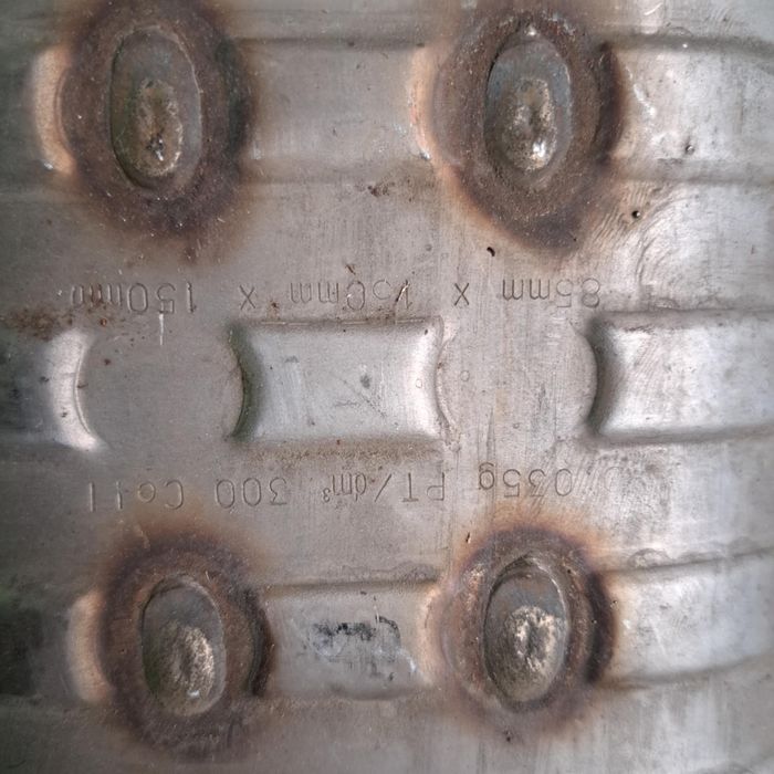 Catalizator  camion iveco 3.5 t este nou