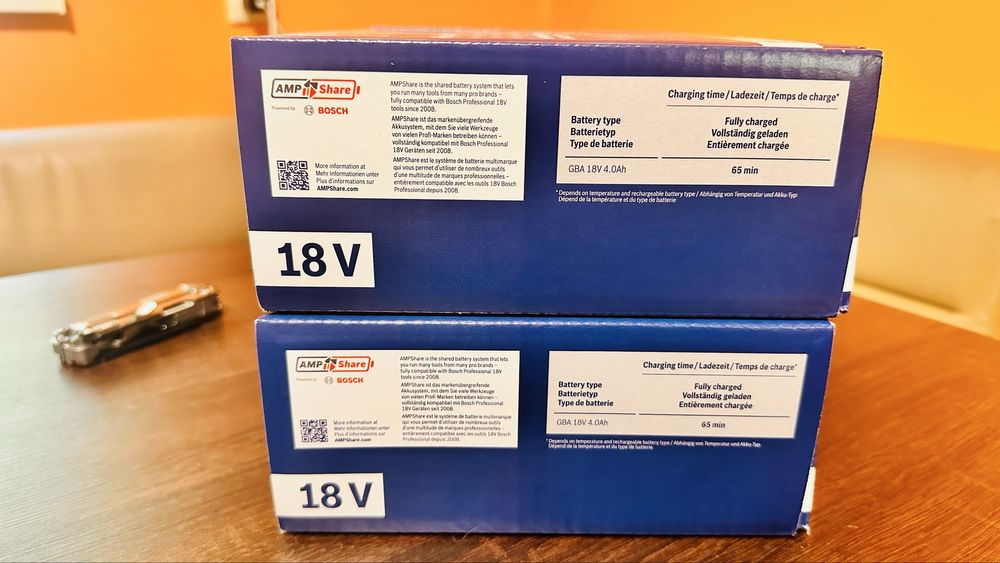 Set Acumulator GBA 18V 4Ah+ Incarcator GAL 18V-40 Bosch Professional