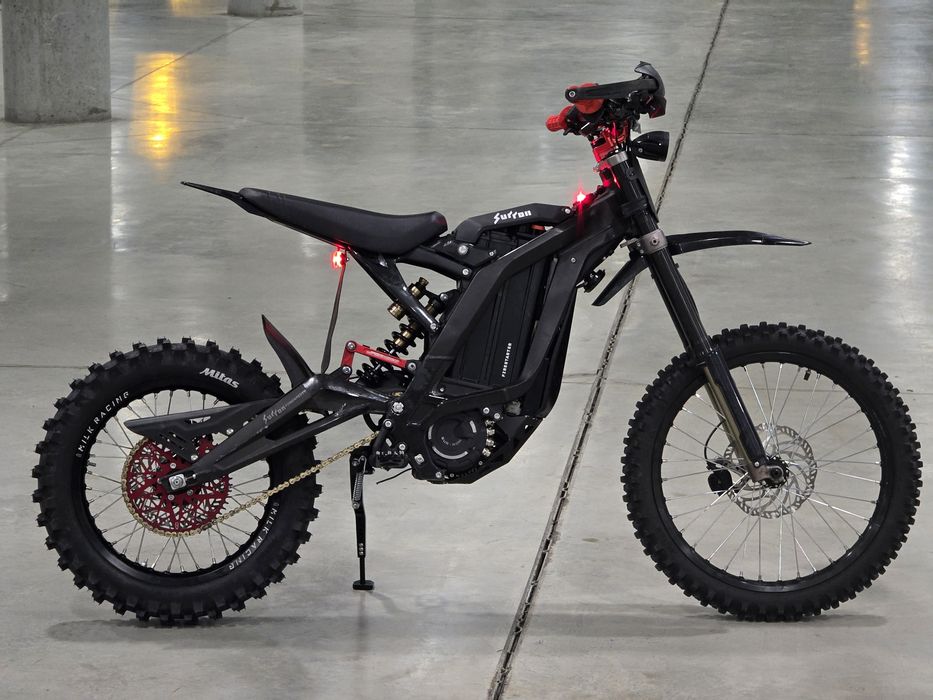 Surron Light Bee Enduro 2023