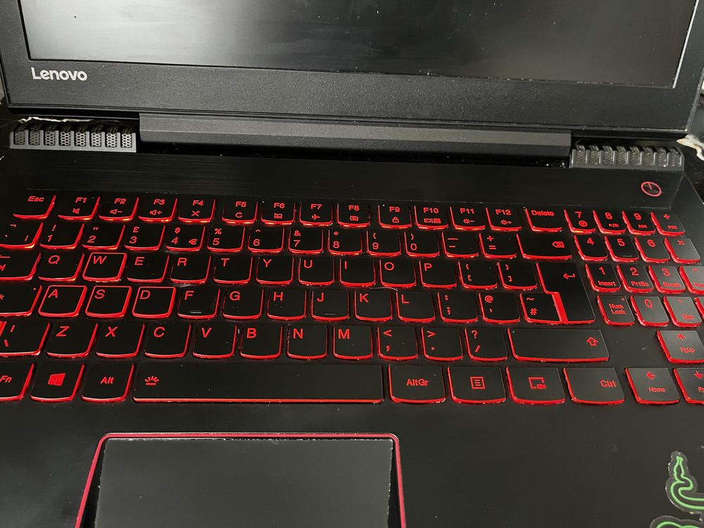 Лаптоп Lenovo Legion Y520