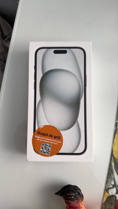 Cutie originală iPhone 15 Plus – goală