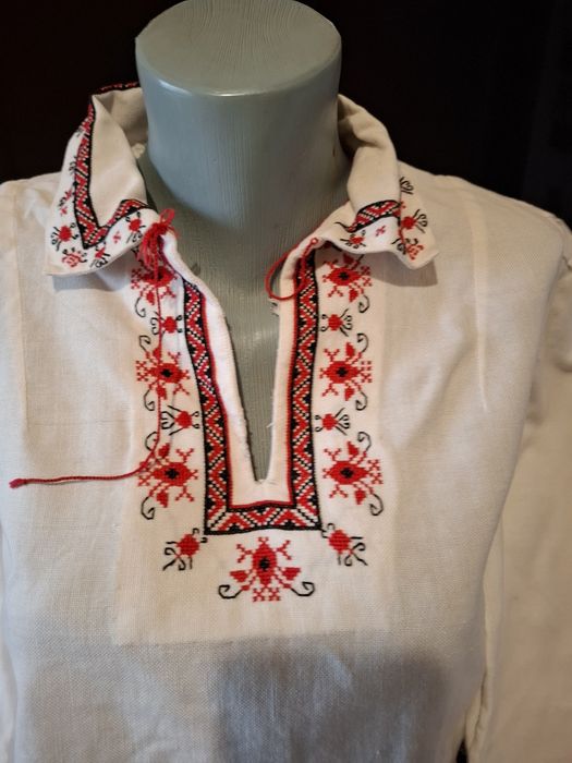 Юношеска риза за носия