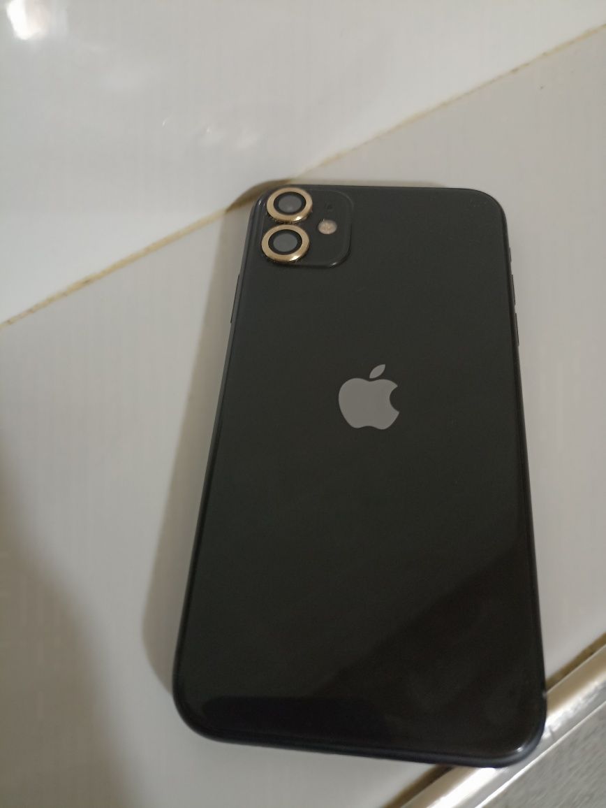 Iphone 11  kafolatlangan