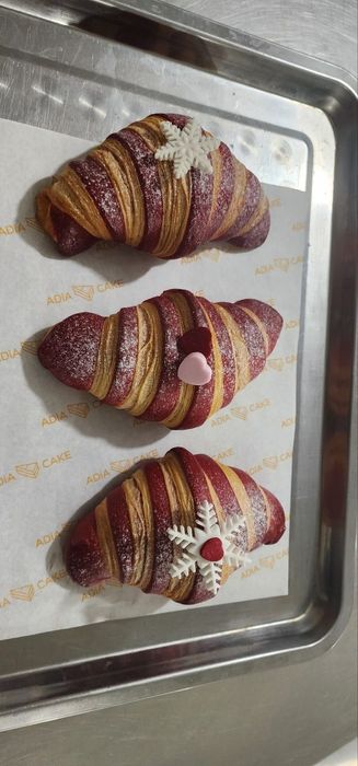 Kruassan va boshqa sloyonniy pishiriqlar